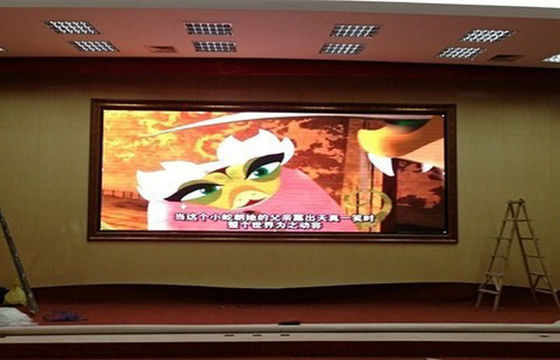 DC5V P4 داخلي كامل اللون الصمام لوحة تسجيل مع Meanwell التيار الكهربائي، قاد لوحة