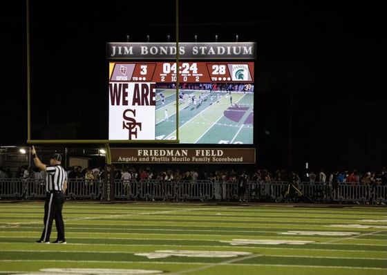 التركيب الثابت في الهواء الطلق SMD LED Display P10 الإعلان LED Screen LED الجدار