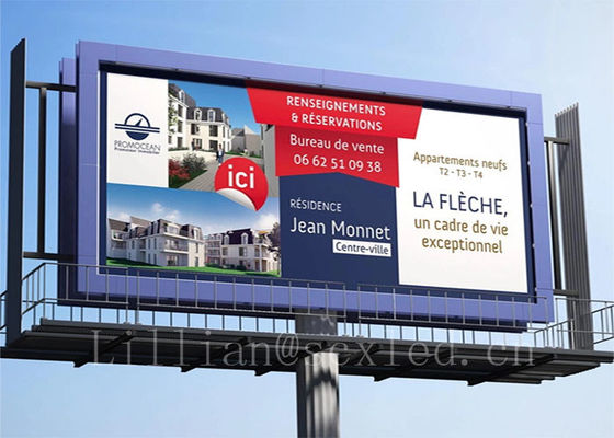 شاشة LED إعلانية خارجية مقاومة للماء بزاوية رؤية 120 درجة / 60 درجة ومعدل تحديث 3840 هرتز