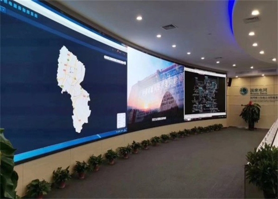64x32 Dot Matrix LED الإيجار للملاعب / مراكز التسوق P4 معدل تحديث عال