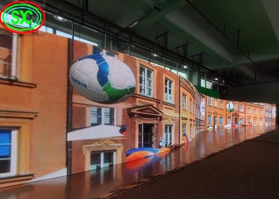 سعر جيد Fine Pixel Pitch P2 شاشة LED داخلية عالية الدقة منحنى مرن لوحات إعلانية 3 في 1 الانترنت