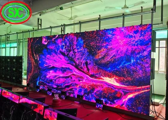 سعر جيد أدى P2.5 GOB شاشة LED للماء المضادة للتصادم فيديو داخلي كامل اللون أدى العرض الانترنت
