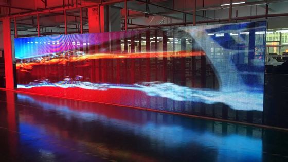 سعر جيد P3.91-7.82 شاشة عرض LED شفافة داخلية شاشة LED كاملة اللون الانترنت
