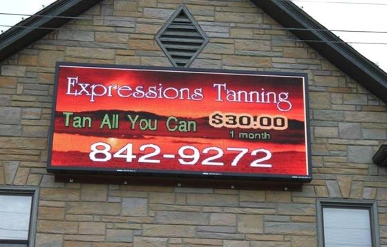 عازل المياه في الهواء الطلق الكامل لون شاشة LED الهاتف المحمول لوحة إعلانية LED شاحنة الفيديو لوحة