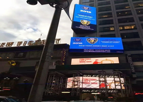 شاشة LED خارجية P10 ملونة بالكامل مقاومة للماء IP65 درجة وضوح 10 مم