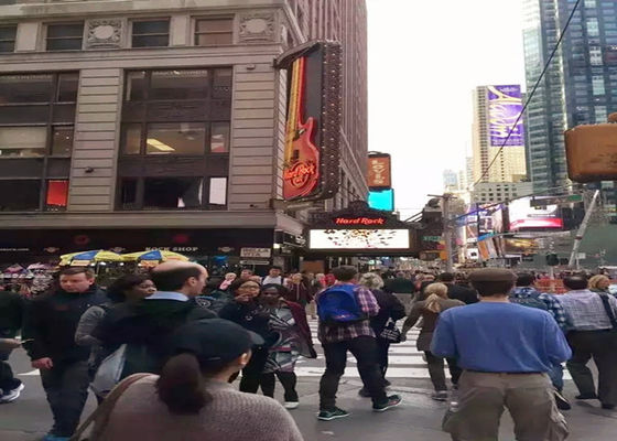 شاشة LED خارجية P10 ملونة بالكامل مقاومة للماء IP65 درجة وضوح 10 مم