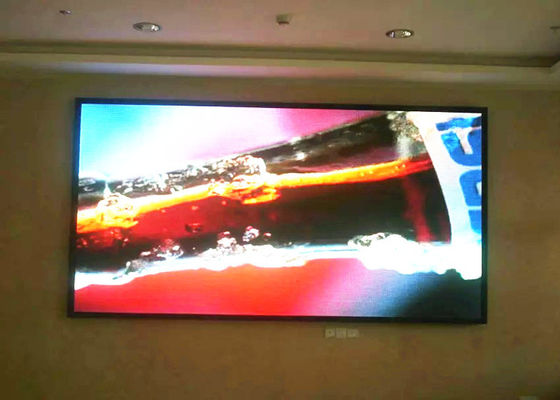 خلفية المسرح الكنيسي الشاشة الكبيرة الموجّهة بالليل لوحة الشاشة الحائط كامل اللون P3 المسرح الموجّه بالليل في الداخل