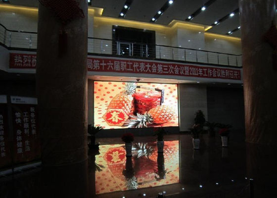 شاشة LED خارجية P6 SMD وحدة 192x192 ملم DC5V 27778 بكسل/متر مربع