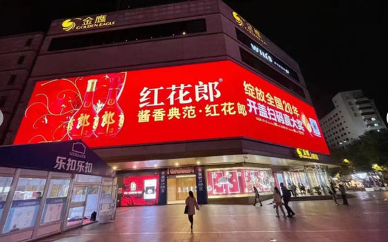 سعر جيد شاشة LED خارجية كاملة الألوان P6، مقاومة للماء IP65، 27778 بكسل/متر مربع الانترنت