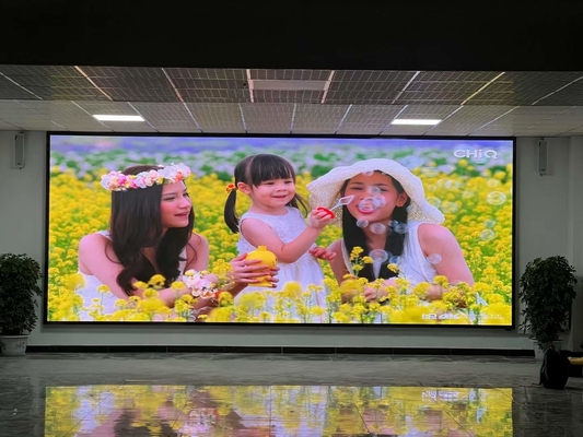 شاشة استئجار Ultra HD شاشة LED صغيرة P2.5 مع غلاف الألومنيوم 480x480mm