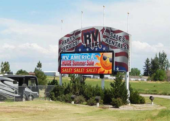 لوحة إعلانات LED خارجية ملونة كاملة P5، مسافة البكسل 5 مم، مقاومة للماء IP65