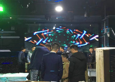 شاشة LED ملونة عالية الوضوح P6 للإيجار في الألومنيوم المصبوب بالموت ، 64 × 32 نقطة