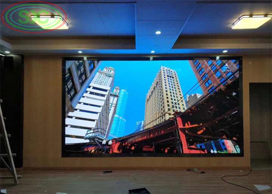 شاشة LED ممتازة للإيجار في الداخل P3.91 جدار خلفي لاستقبال تجاري