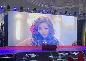 شاشة LED ذات لون كامل معدني SMD2121 P4 داخلية للإيجار للحفلات الموسيقية