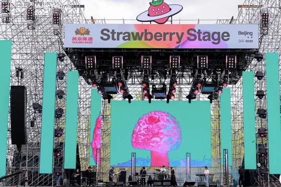 P2.5 الإعلانات الداخلية / الخارجية Full Color HD LED Rental Screen جدار وسائل الإعلام الكبير