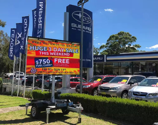 تأجير شاشة LED للمسرح RGB مخصصة 2200nits حجم الوحدة 256 مم × 128 مم 	شاشة LED للإعلانات التجارية