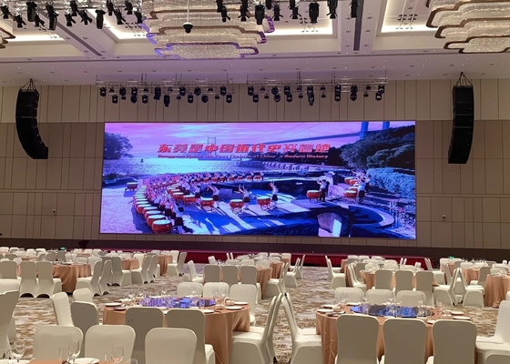 P2.5 داخلي / خارجي ملون كامل 320 * 160mm الإعلانات شاشة الإيجار LED SMD1515 زاوية مشاهدة واضحة للغاية