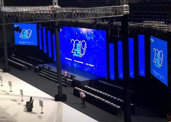 P5 64x32 نقطة مصفوفة خارجية كاملة اللون لوحة الإعلانات LED، 2500 سي دي / مربع متر، سطوع عالية