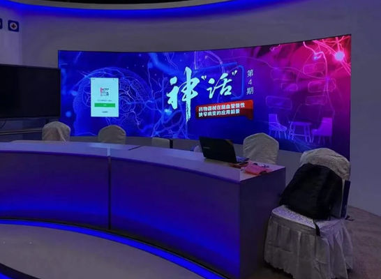 شاشة LED داخلية P2.5 SMD2020 3840Hz عالية التحديث بالألوان الكاملة