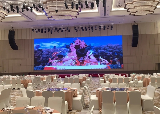 شاشة الألومنيوم المصبوب المضغوط للخارج شاشة LED مضادة للماء 320 * 160MM P4 شاشة سينما LED داخلية