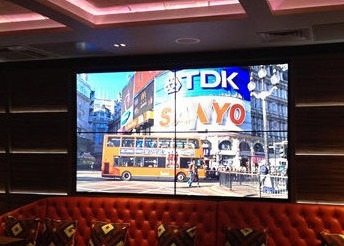 P3.91 داخلية Full Color LED Die-Casting Aluminum Screen الحديد/الصلب 3 سنوات من الضمان