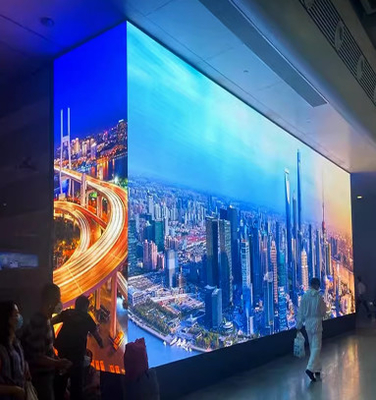 P5 full-color LED مع رقائق Epistar للإيجار في المناطق الداخلية الكبيرة 62500 متر مربع