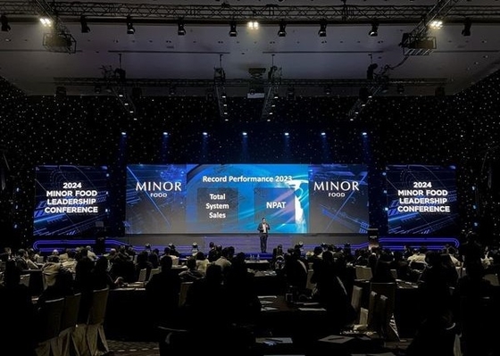 تأجير داخلي Uhd P1.923 LED Display Rgb Led Billboard حجم الوحدة 246x246mm