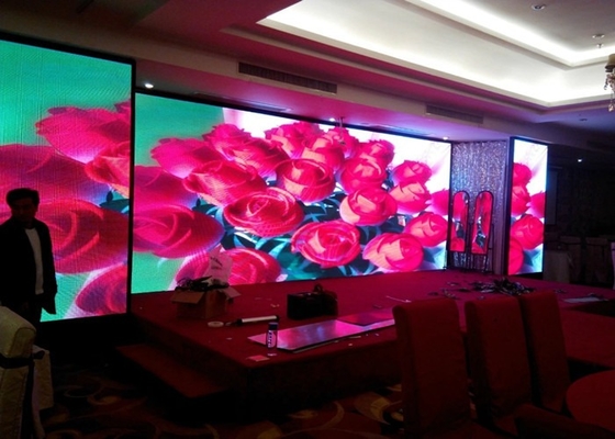 شاشة استئجار قابلة للتخصيص RGB داخلية كاملة الألوان شاشة LED HD استئجار P4 شاشة LED