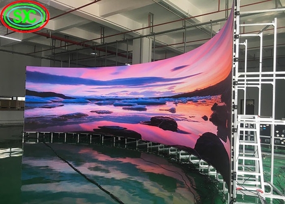 غطاء الألومنيوم المصبوب الميت سهلة التثبيت وحدات الدقة SMD P4 داخلية HD كامل لون شاشة LED