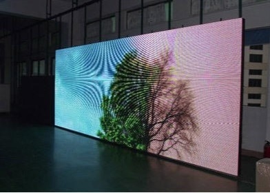 شاشة ألومنيوم مرصعة LED كبيرة داخلية مخصصة P6 لعرض معدل / حفلات موسيقية ، دقة عالية