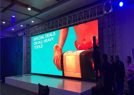 SMD2121 500 X500mm P3.91 شاشة LED داخلية للإيجار / شاشة LED ملونة كاملة
