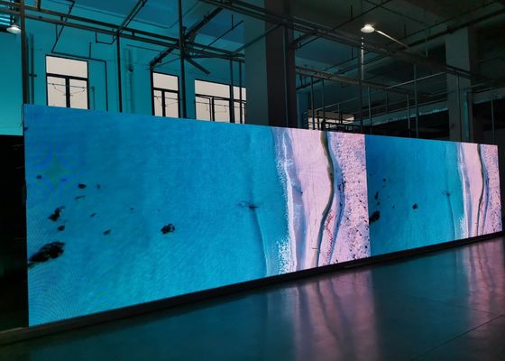 شاشة عرض LED ذات الدرجة الدقيقة في الداخل SMD P2 رقيقة للغاية لدور حفلات الزواج