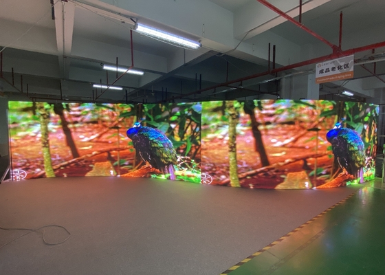 سهولة الصيانة 4K 8K شاشة LED عرض OEM ODM IP65 مضاد للتآكل P2 P2.5 P3 500 * 500mm شاشة LED شاشة LED جدار الفيديو