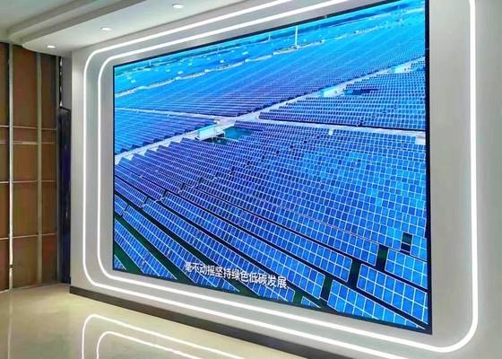 شاشة عرض ملصقات LED داخلية رقيقة للغاية محمولة P3.91 مع منصة قابلة للطي