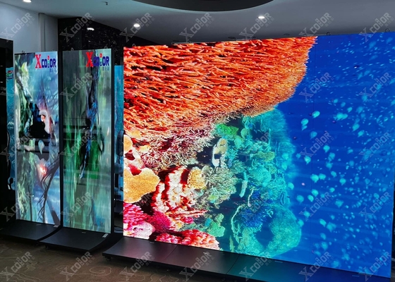 P1.667 SMD LED Small Pitch Display 200 * 150mm Module Wafer Chip مرنة و مقاومة للماء