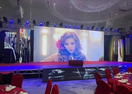 تأجير RGB HD الإعلانات شاشة LED HD مقاومة للماء 100000 ساعة
