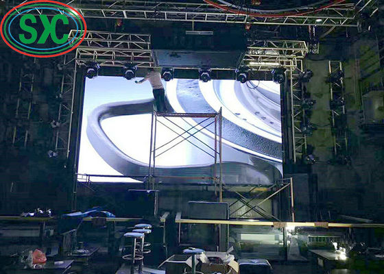 P4 Full Color Hanging LED Rental Screen، High Brightness، 3 Years الضمان عرض مدعوم على محيط الملعب