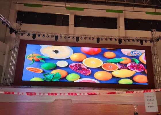 شاشة تأجير LED / شاشة LED نحيفة وخفيفة الوزن ، شاشة مهرجان كبيرة قابلة للتخصيص