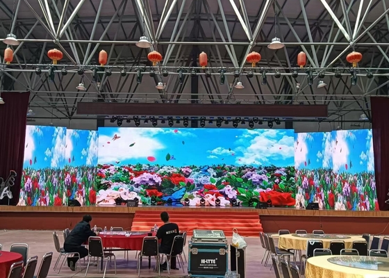استئجار وحدة ناعمة شاشة متعددة P6 شاشة فيديو LED في الهواء الطلق مقاومة للماء HD عالية الدقة