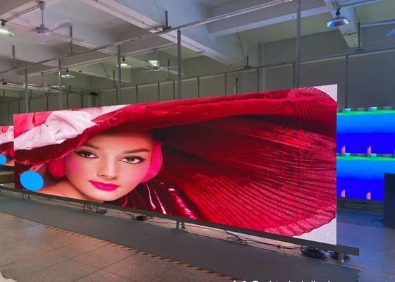 ألومنيوم/صندوق حديدي إعلان شاشة LED P16 الإيجار HD مرنة لون واحد وثنائي