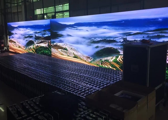 HD Full Color SMD LED Screen Indoor P5 1/16 وضع مسح مناسب للملصقات الإعلانية