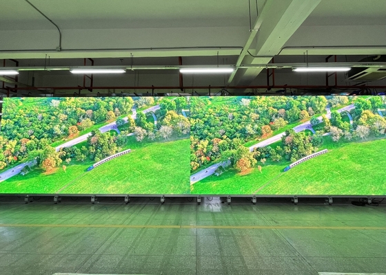 شاشة الألومنيوم ذات الدرجة العالية من السطوع P6 SMD LED للصب الصب 768x768mm خزانة الحديد