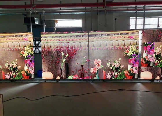 شاشة HD Rental مضادة للماء SMD LED Screen P4 فيديو داخلي إعلان شاشة عرض RGB