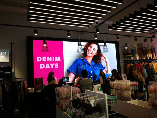 تثبيت ثابت صندوق حديدي LED جدار الفيديو HD P2.5 داخلي شاشة عرض LED SMD