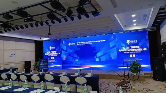 مضاد للماء في الخارج P1.667 SMD وحدة شاشة LED كامل اللون 1/30 مسح النظام NOVA الداخلي