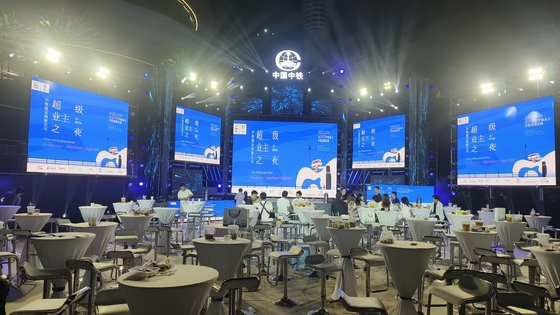 قدرة الفيديو باللون عالي الجودة عملاق 20ft شاشة ثابتة LED مقاومة للماء تصنيف IP65