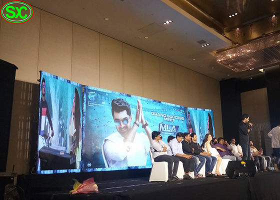 الإعلان P4 داخلي كامل اللون شاشة LED خدمة جبهة الجدار مع المغناطيس