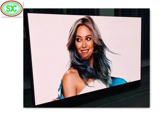 اللون الكامل LED Digital Billboard P3 DC5V لمركز التسوق التجاري