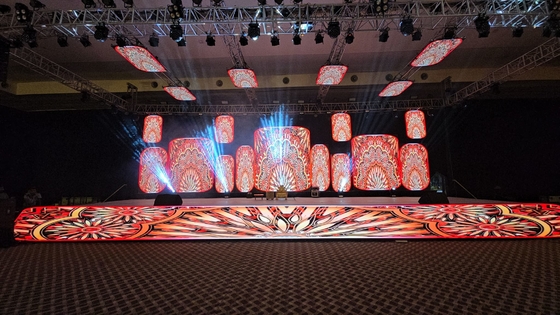 لوحة LED p3.91 علامات لوحة داخلية p3.91 شاشات حفلات موسيقية ملونة كاملة p3.9mm 500x500mm، نظام نوفاستار، 3500cd سطوع، 3840Hz معدل تحديث