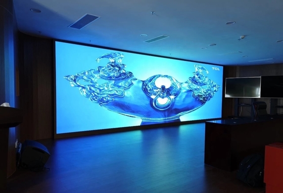 شاشة LED P3 ملونة بالكامل في الداخل تشغيل شاشة LED 576x576mm لوحة إعلانات LED للمعرض، معدل تحديث 3840 هرتز، 1000 نيت
